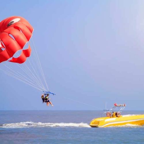 остров Оранж Бэй в Хургаде и полет на парашюте