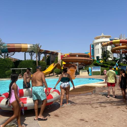 Аквапарк Макади Water World в Хургаде